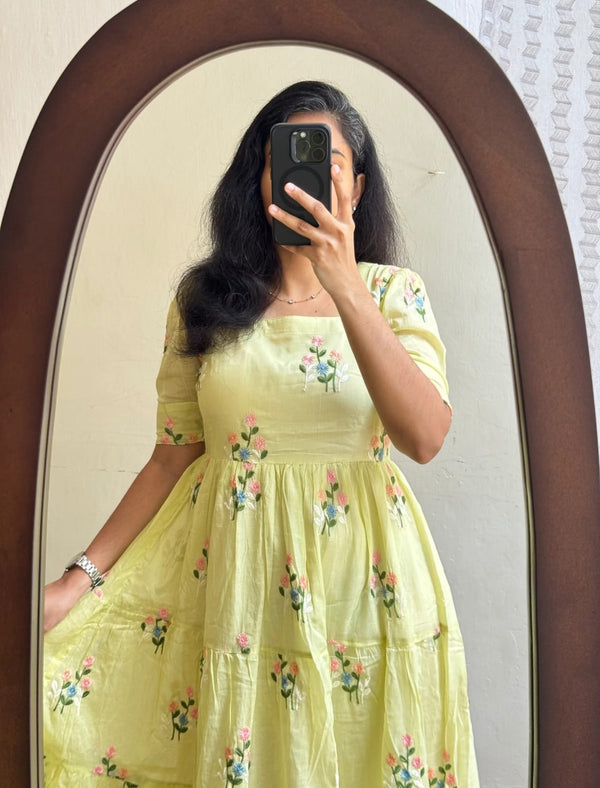 Manthara Maxi Dress