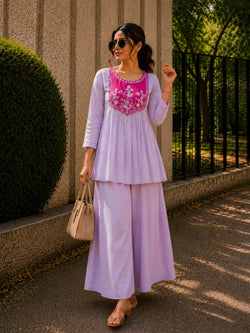 Elegant Lavender Kurta Set with Magenta Embroidered Yoke