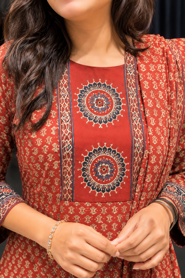 Komal Cotton Short Kurta Palazzo Pant Set